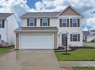 9194 Stonegate Cir, North Ridgeville, OH 44039