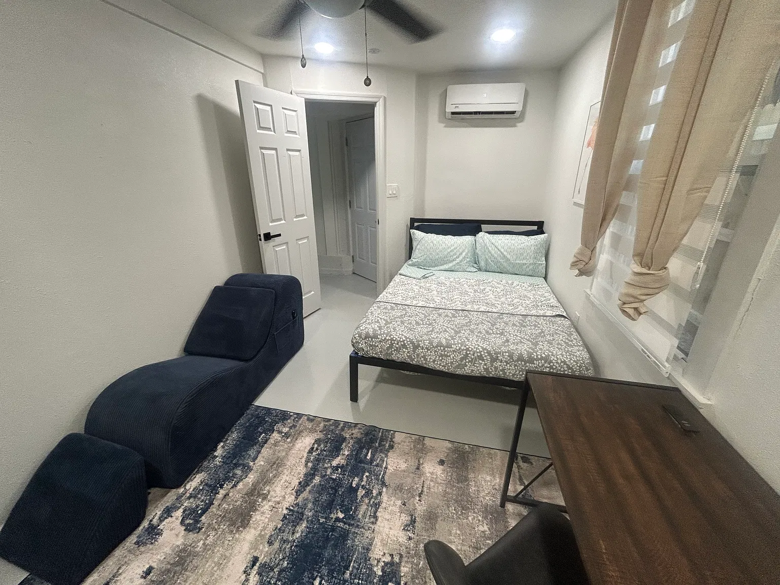 1 bed, 400 sqft, $1,950 — Photo 4