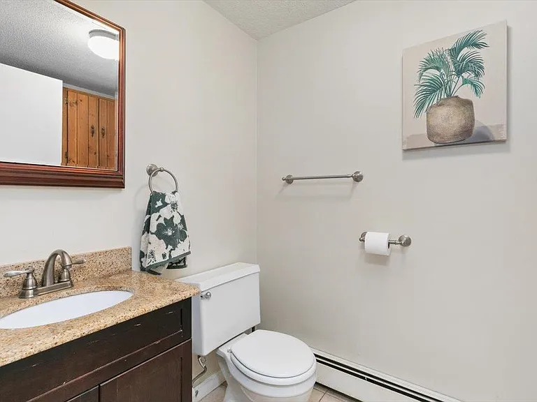 114 Fieldstone Dr — Photo 13