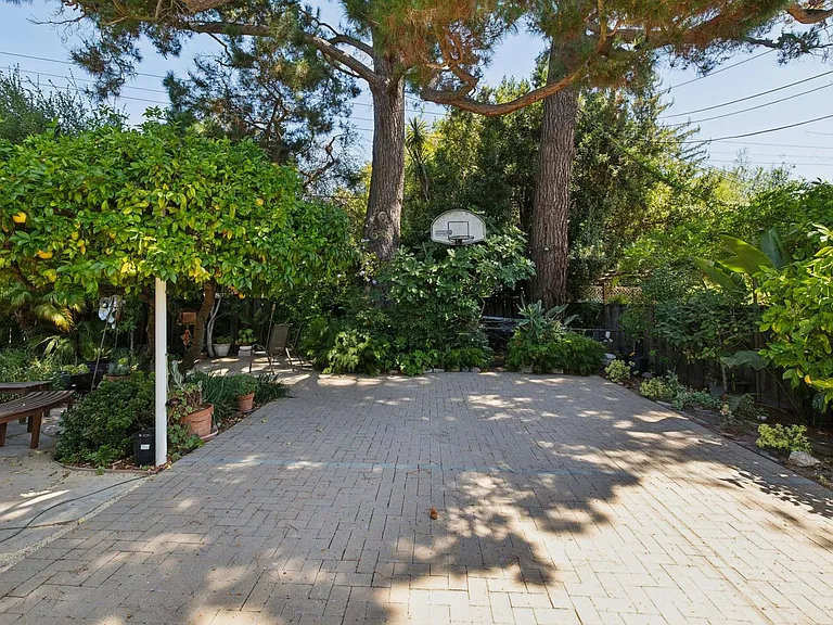 970 Palo Alto Ave — Photo 71