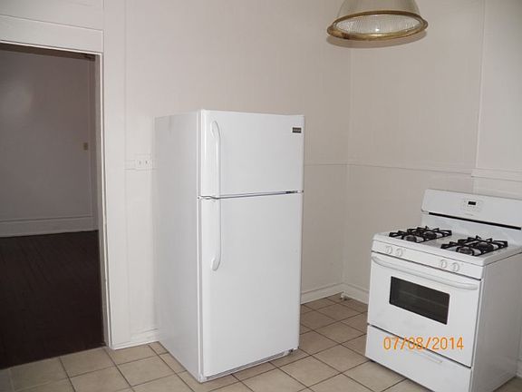 4th image of 3005 Iberville St