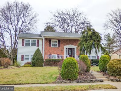 421 Hunting Park Ln, York, PA, 17402