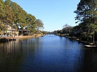 12 Brassie Ct, Hilton Head Island, SC 29928