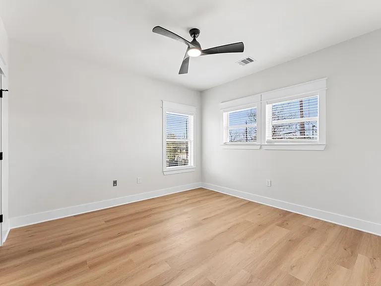 7222 Market St — Photo 13