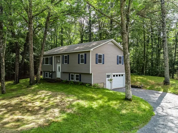 6 Hawes Way, Bucksport, ME 04416