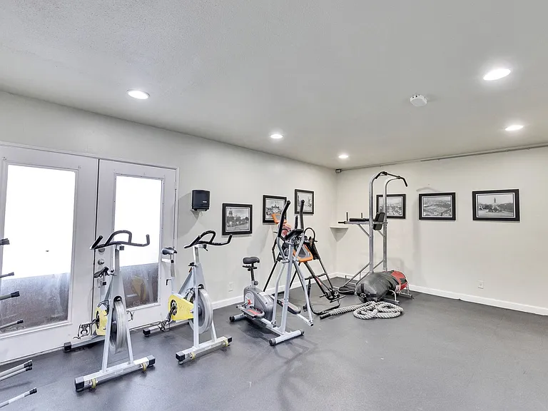 2020 S Congress Ave #1316 — Photo 34