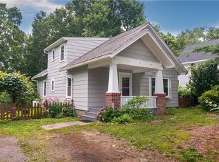 396 Saw Mill River Rd, Millwood, NY 10546
