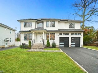 18 Glendale Ave, Livingston Twp., NJ 07039