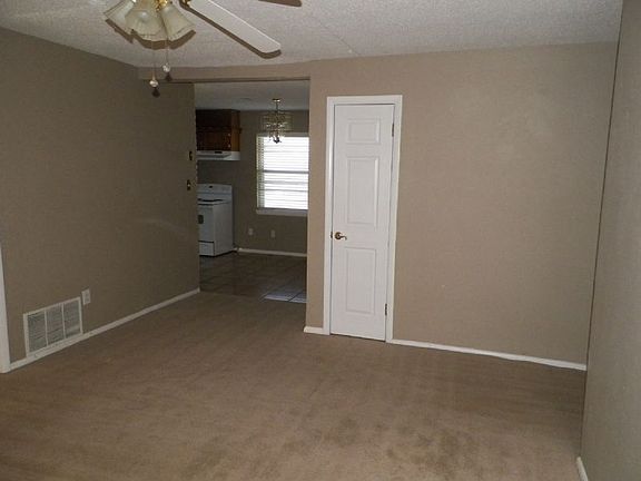 5th image of 2255 NW 40th St
