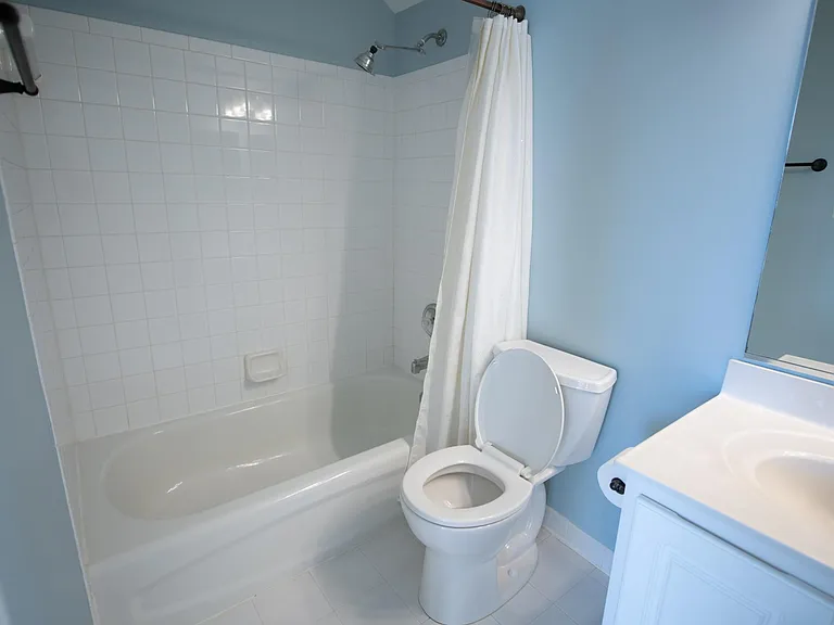 1431 N Scott St — Photo 25