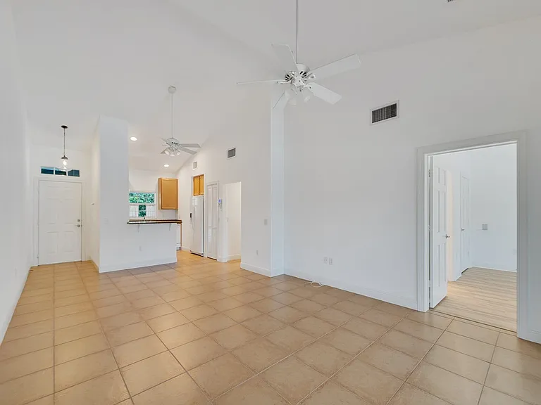 4350 Doubles Alley Dr #203 — Photo 7