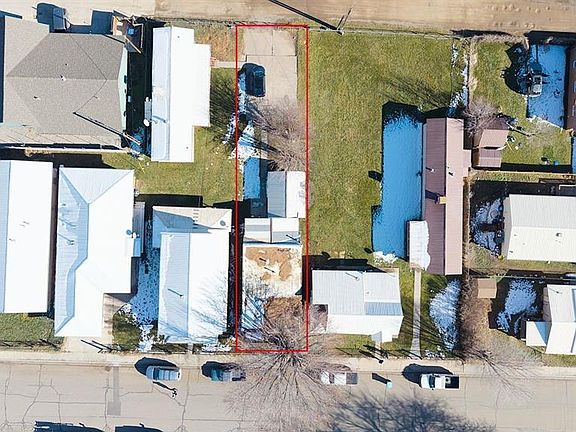 2nd image of 120 Browning Avenue