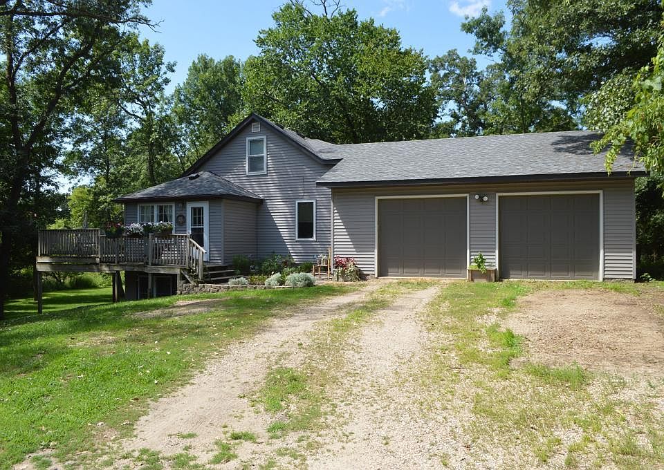 1st image of 110 Oakview Dr NW