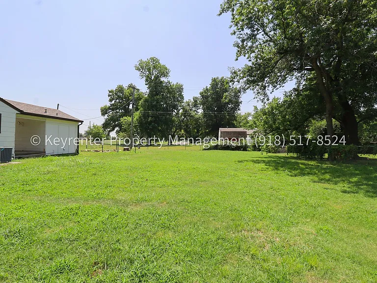 9344 E 3rd Pl — Photo 5