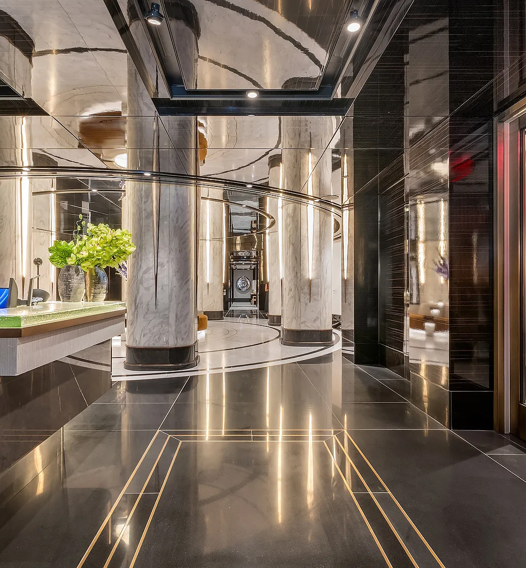 303 Park Avenue — Photo 1