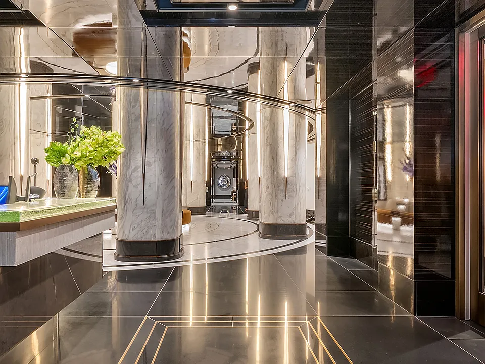 303 Park Ave #2701