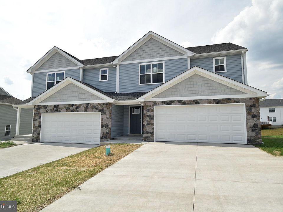 1st image of 220 Sunglo Lot 107