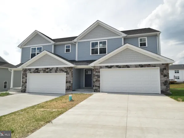 220 Sunglo Lot 107, Leesport, PA 19533