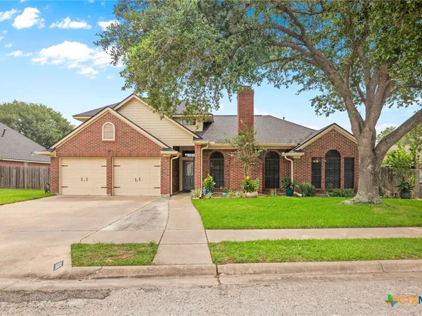 106 Westbrook Dr, Victoria, TX 77904