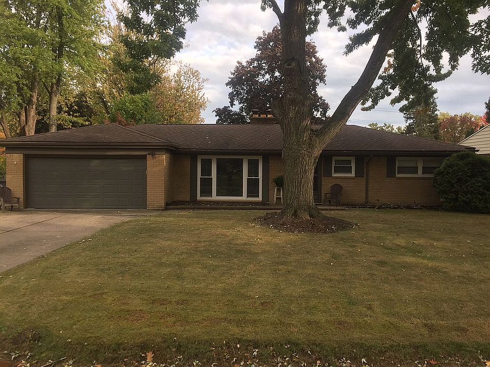 1st image of 38472 Newcastle Dr