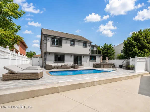 20 Dawson Cir Cover view