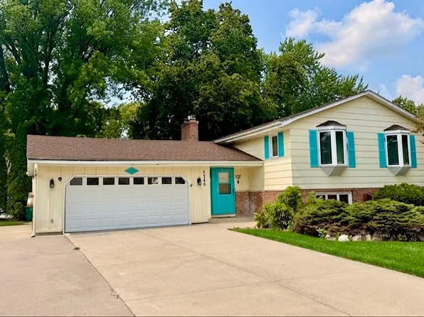 7740 47 1/2 Pl N, New Hope, MN 55428