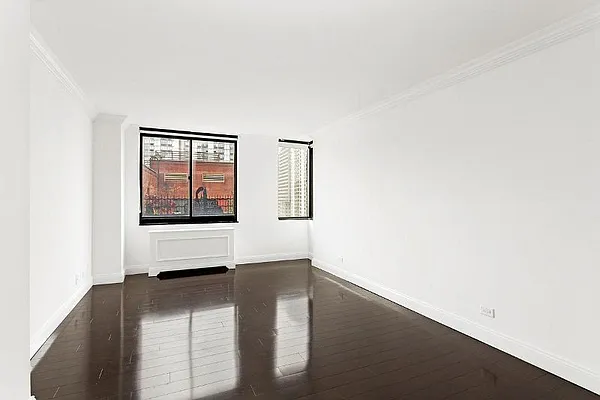 Rented by Battery Park Realty | media 8