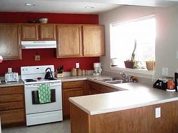 2nd image of 877 Forestglen Dr #5E