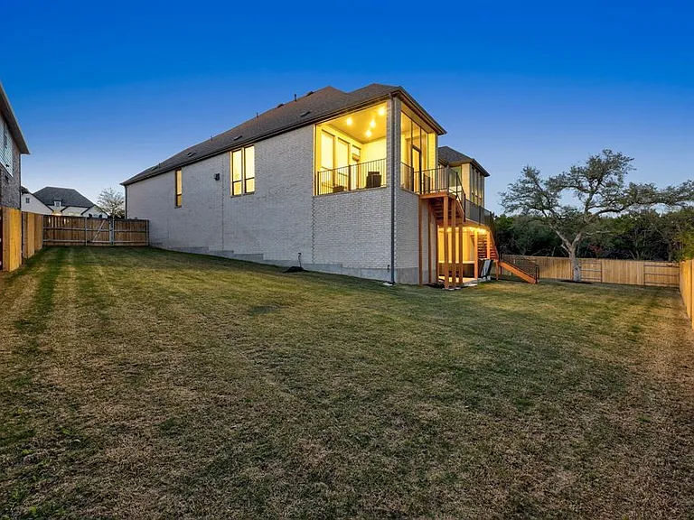 212 Texas Bluebonnet Trl — Photo 32