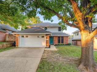 1504 Ashwood Ln, Grapevine, TX 76051