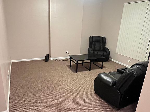 3rd image of 539 N Kedzie Ave APT 1
