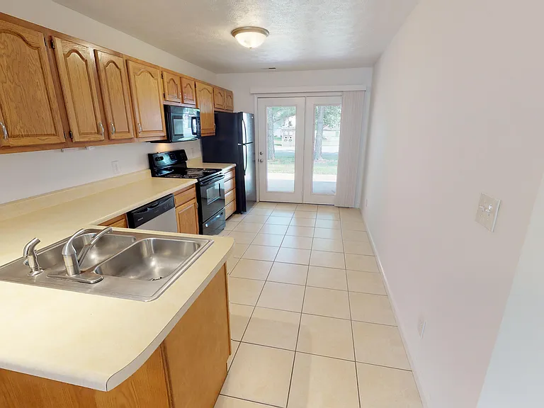 3210 Mark Twain Ave — Photo 7