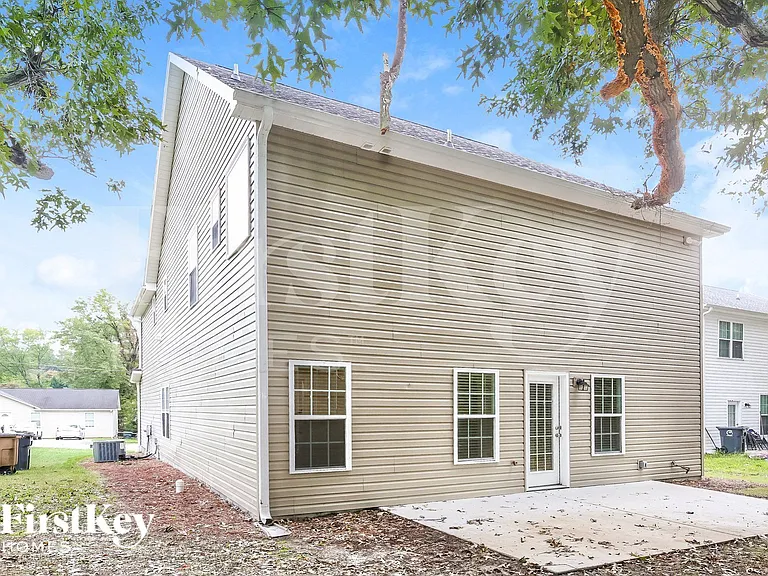 1814 Yarbrough Dr — Photo 14