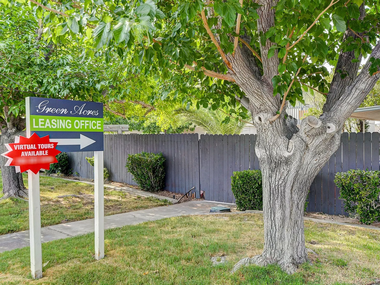 Green Acres — Photo 3