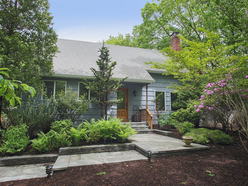 1st image of 30 Scrimshaw Dr