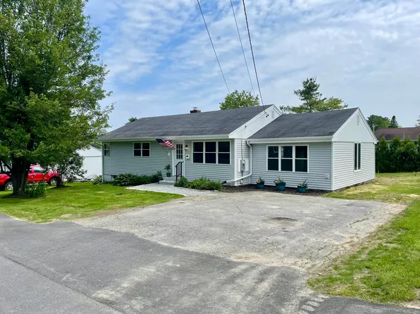10 Crawford Drive, Bath, ME 04530
