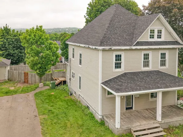 129 Sanborne St, New Glasgow, NS B2H 1E9