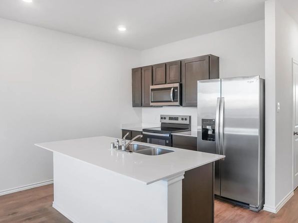 302 Tall Cedar Way