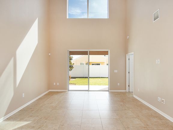 3rd image of 7541 Forest Mere Dr