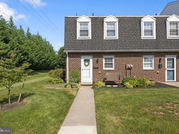 729 Hardwick Pl, York, PA 17404