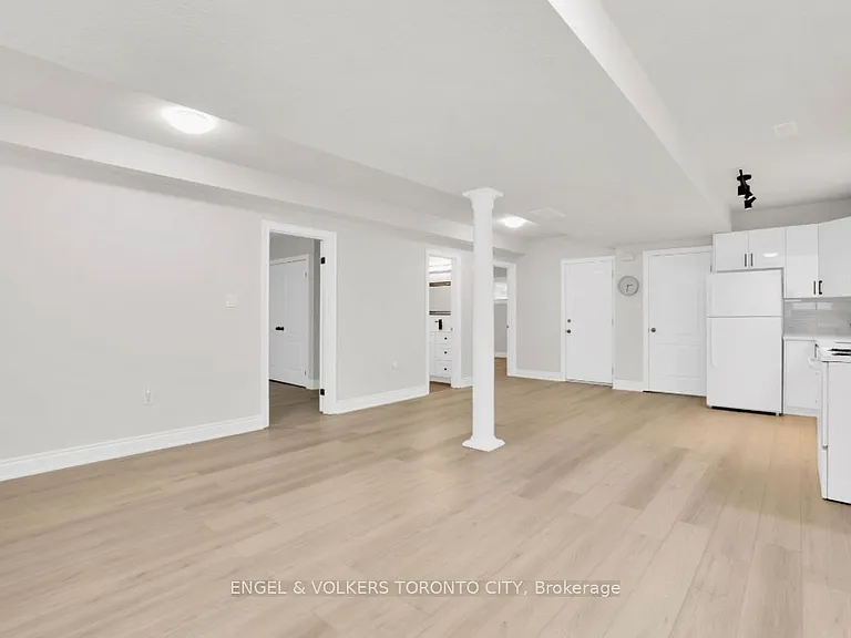 125 Sovereigns Gate #LOWER — Photo 7