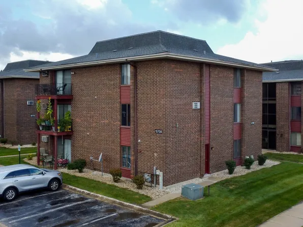 15708 Terrace Dr Unit R1, Oak Forest, IL 60452