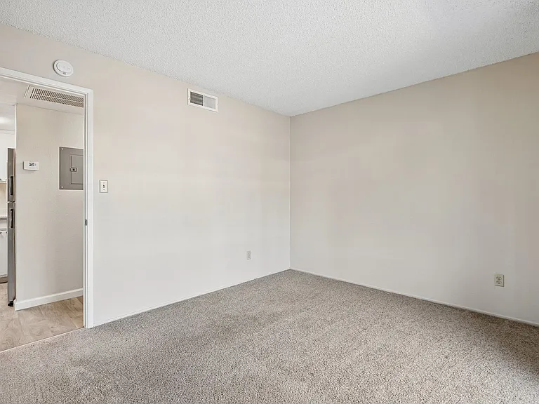 Northridge Terrace Apartments at 4900-4948 Stamas Lane, Fair Oaks California — Photo 28