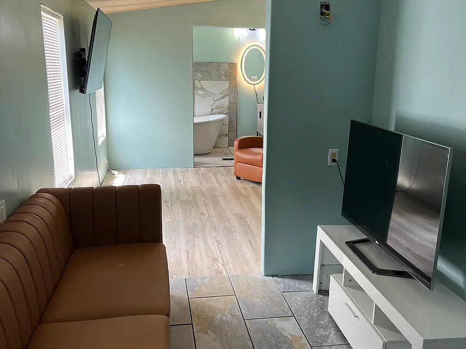429 Deer Ln #429B