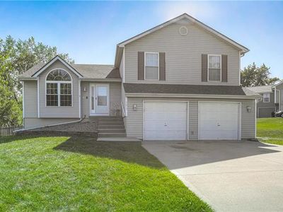 3807 NE 83rd St, Kansas City, MO, 64119