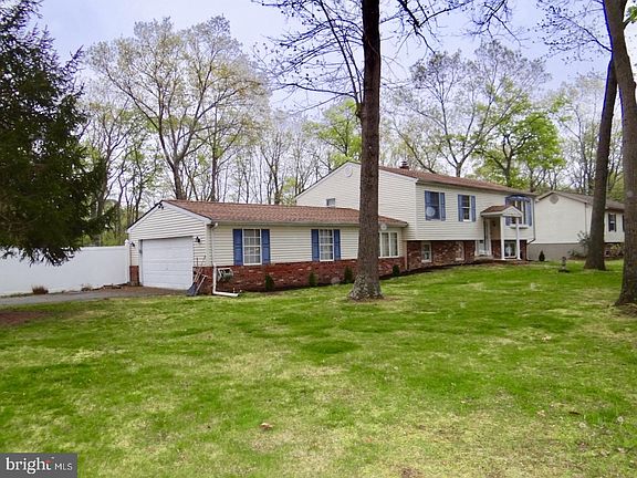 3rd image of 411 Tennessee Trl