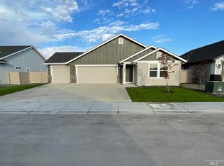 15709 N Labrador Ave, Nampa, ID 83651