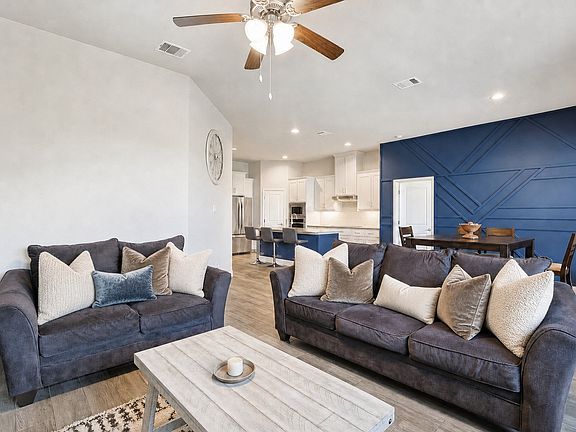 5th image of 3712 Rolling Meadows Dr