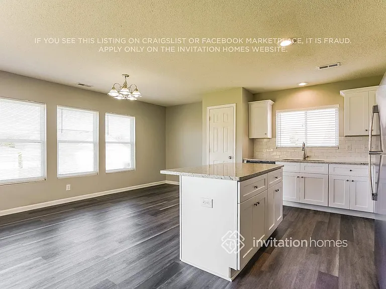 1136 Tellis Dr — Photo 9