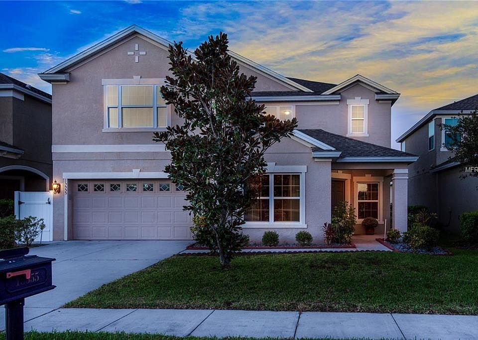 1st image of 15555 Carina Dr